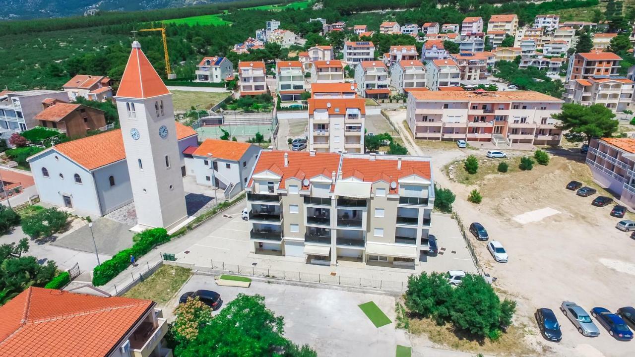 Apartments Leone Lukas Promajna Exterior foto